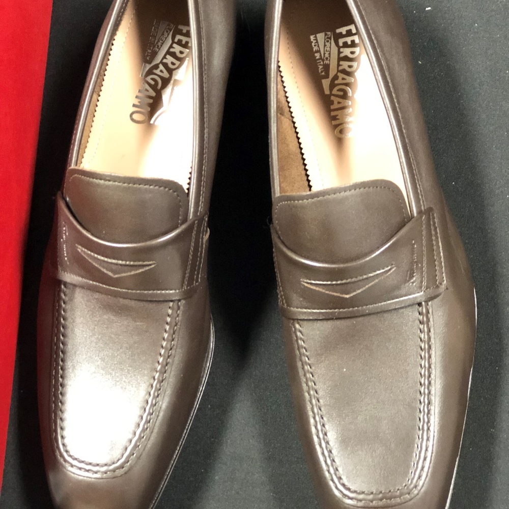 Salvatore Ferragamo - Picture 3 of 4